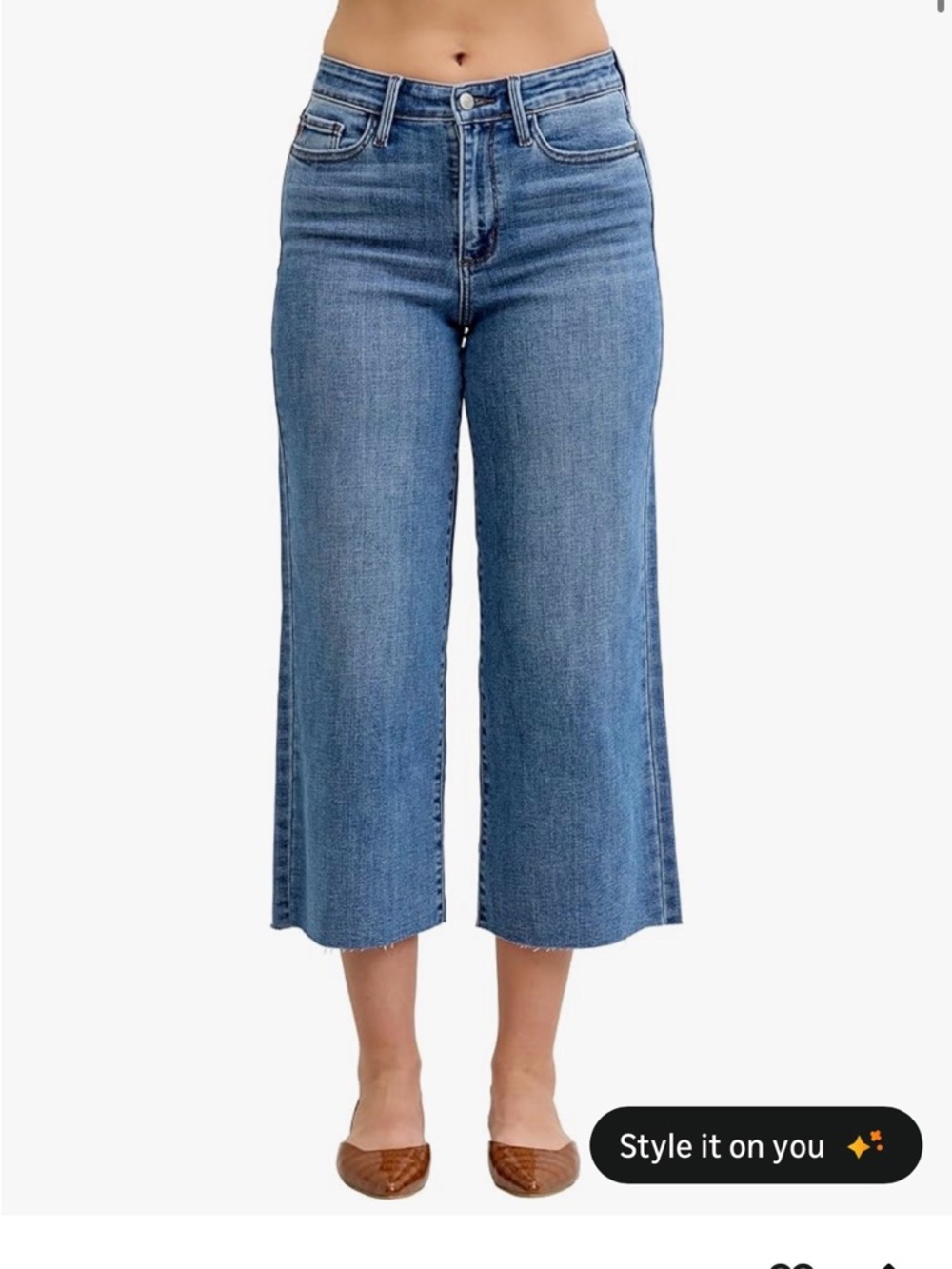 Judy Blue Medium Blue Cropped Wide-Leg Jeans